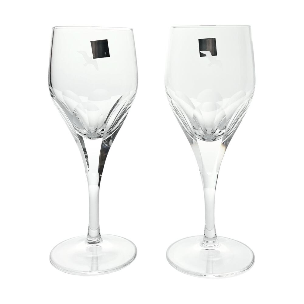 Hoya “Metaphor” 2 Crystal Wine Glasses 6 3/8” 6oz Signed, Bird or Seagull Motif